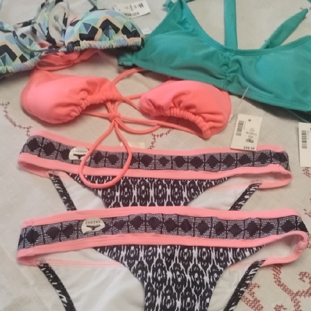 Cheeky Bikini Bottoms with Pink Trim
